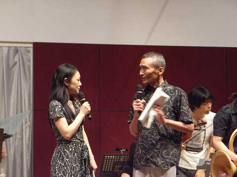 �C���^�r���[