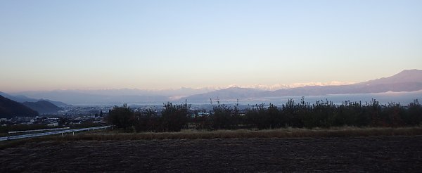 ���~�̖閾��