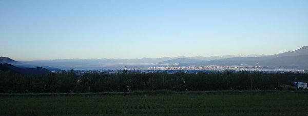 �H�̒����������钷��s�X�n