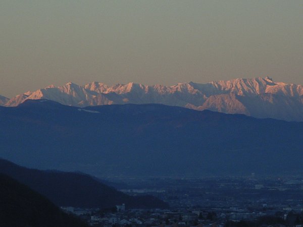 �����Q�����[�g